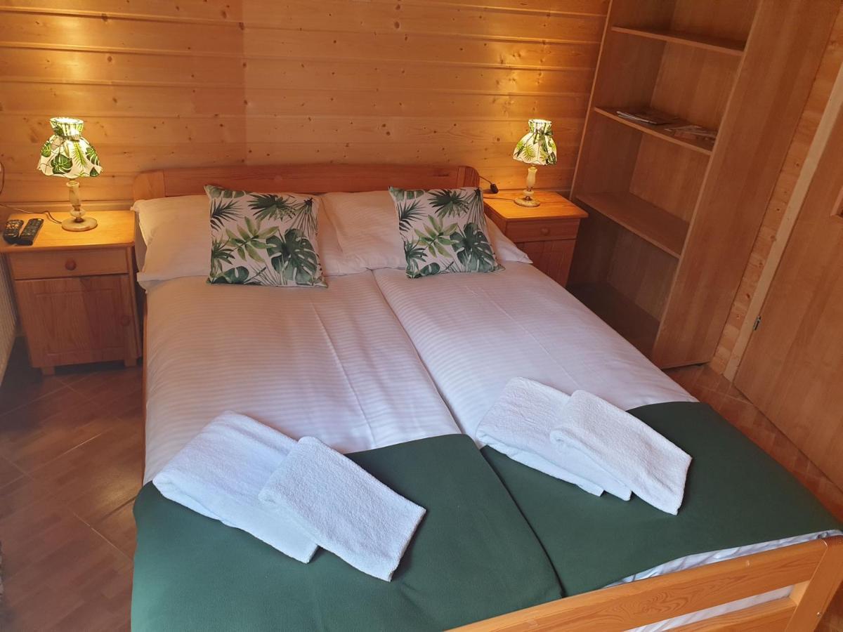 Jelenia Góra Sobieszów APARTAMENT BASIA Zielone Wzgórze -Willa Tosia Zewnętrze zdjęcie