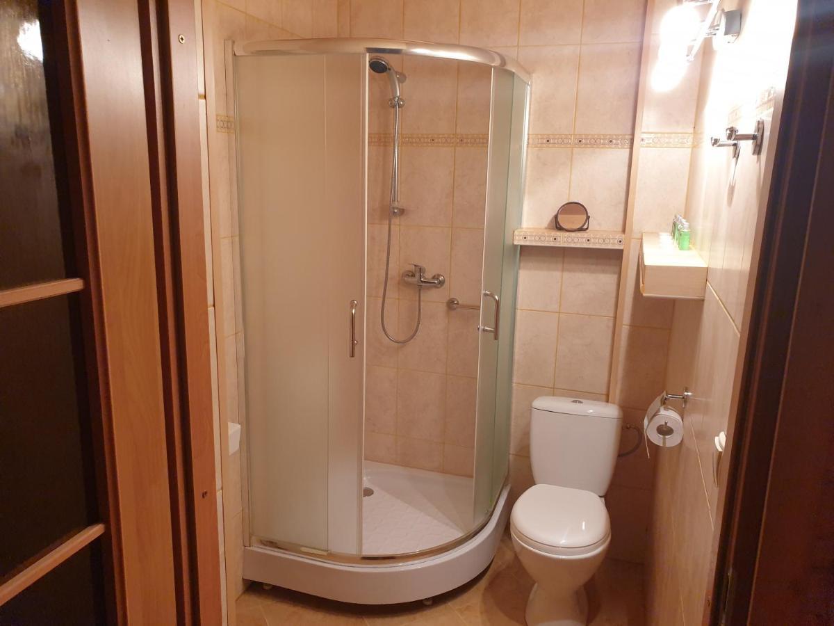 Jelenia Góra Sobieszów APARTAMENT BASIA Zielone Wzgórze -Willa Tosia Zewnętrze zdjęcie
